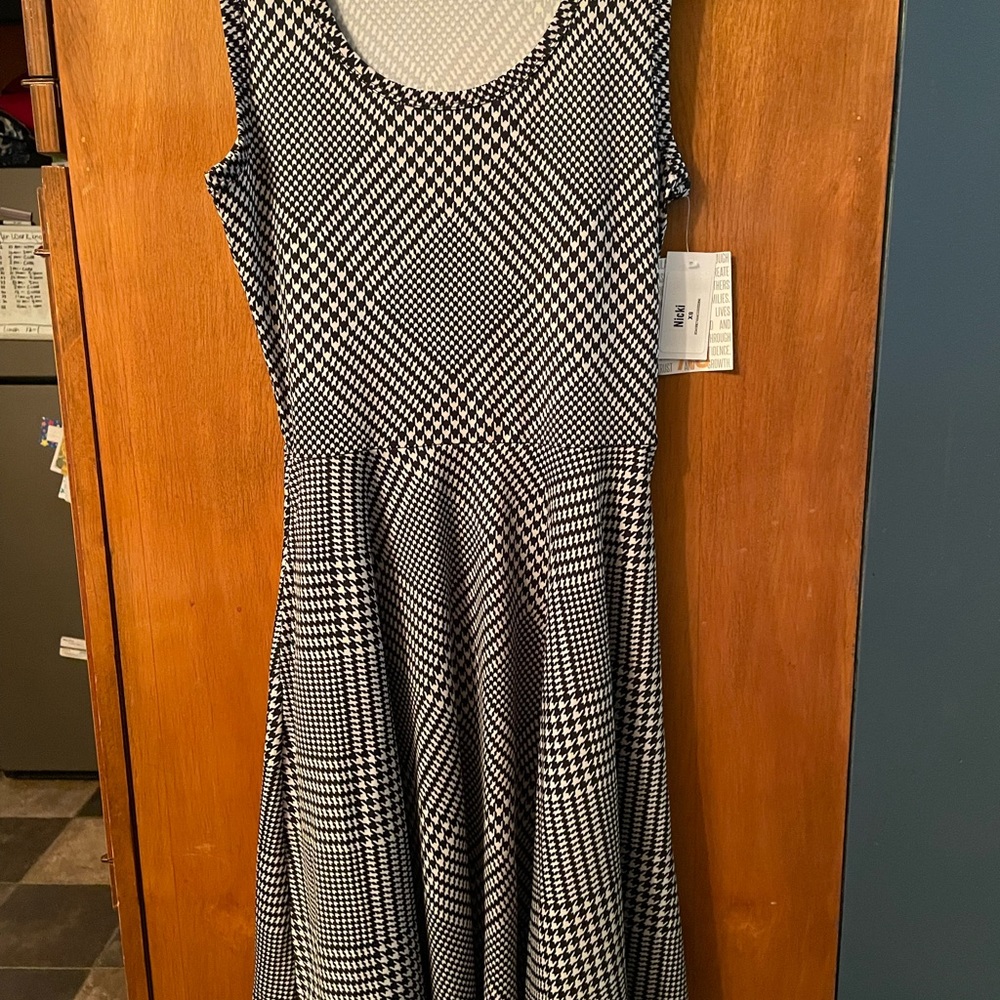 Brand new with tags Lularoe dress size xs Nikki